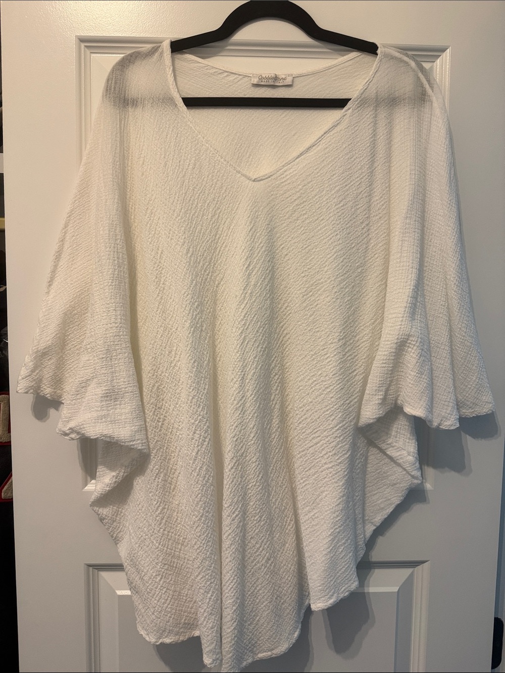 CobbleStone Relaxed White V-Neck Textured Tunic